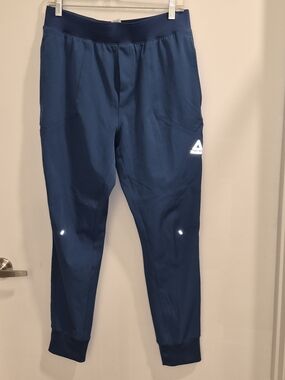 Like New Reebok Blue Performance Joggers M And Shirt L